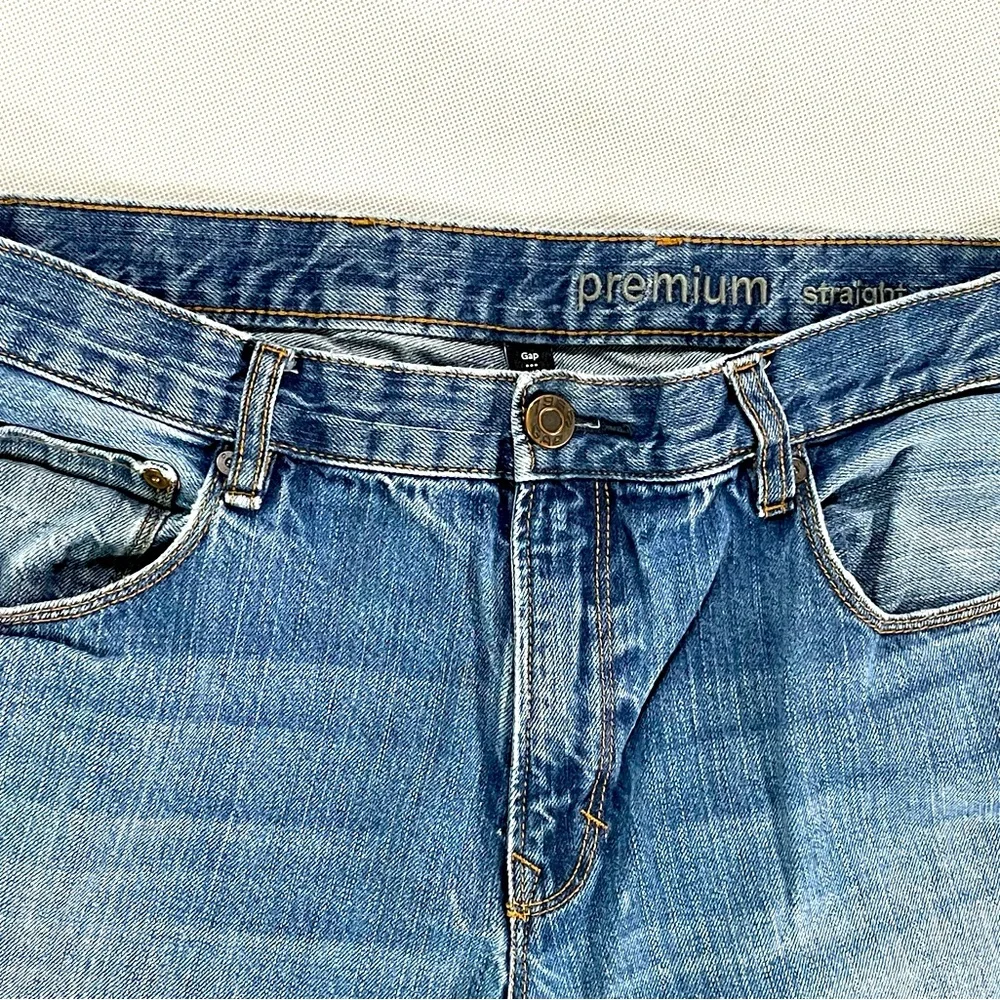 GAP Premium Straight Fit 36X32 Jeans - Picture 2 of 2